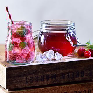 cajove recepty brusinkovy ledovy caj s malinami